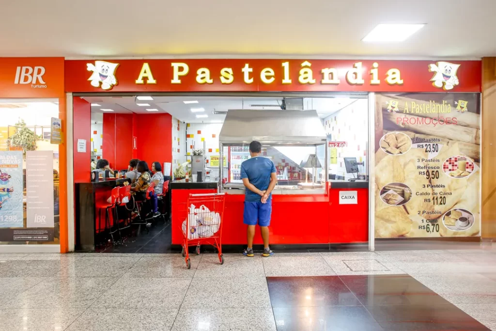 A PASTELÂNDIA